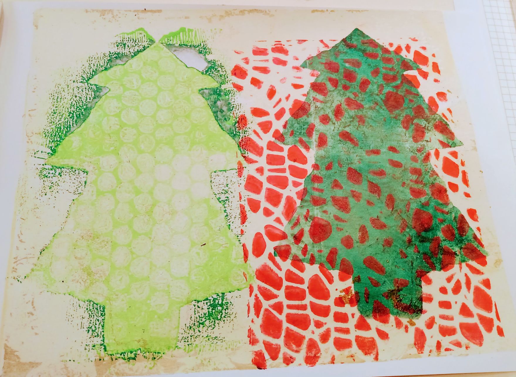 Read more about the article Weihnachtskarten mit Gelli-Print